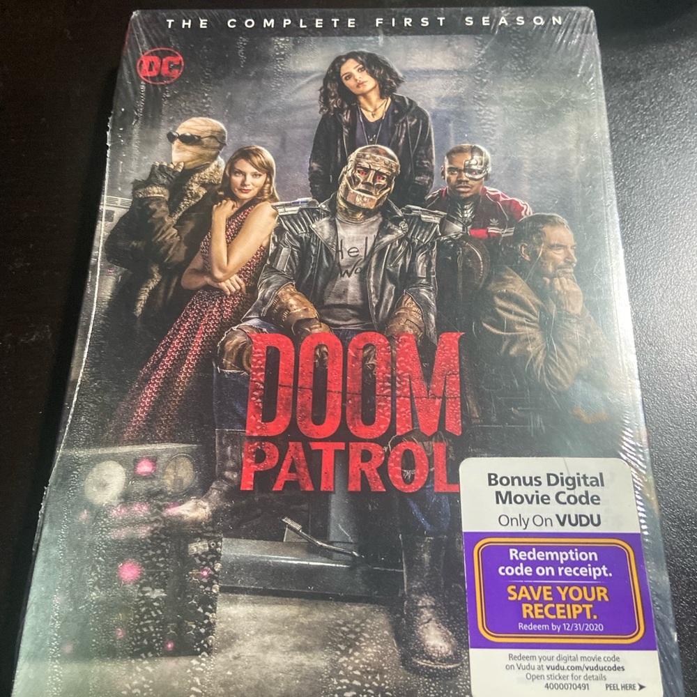 DC Doom Patrol DVD - Complete First Season New Factory Sealed (b1)